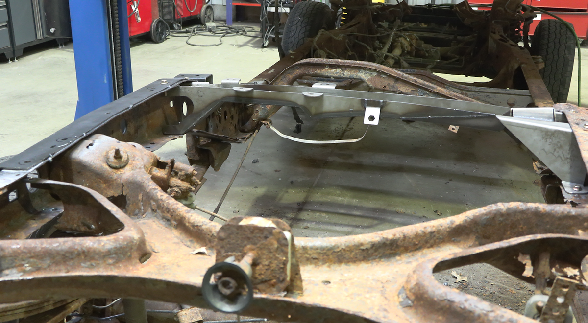 Forward Fuel Tank Crossmember For 2000-2006 Toyota Tundra Rust Buster Frameworks main image 0