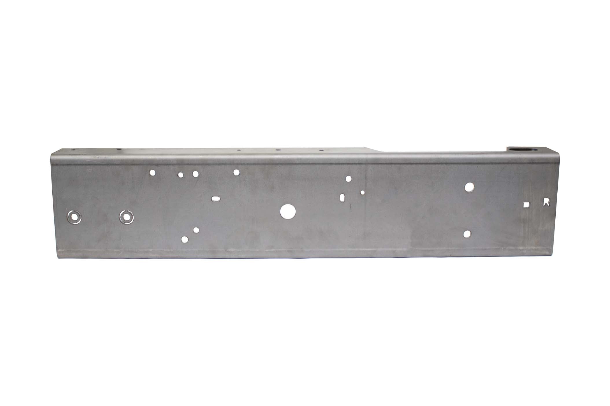 レンジボード TJ1999 Rust Buster Forward Center Frame Repair Kit For 1999-2006 GM Pickups R