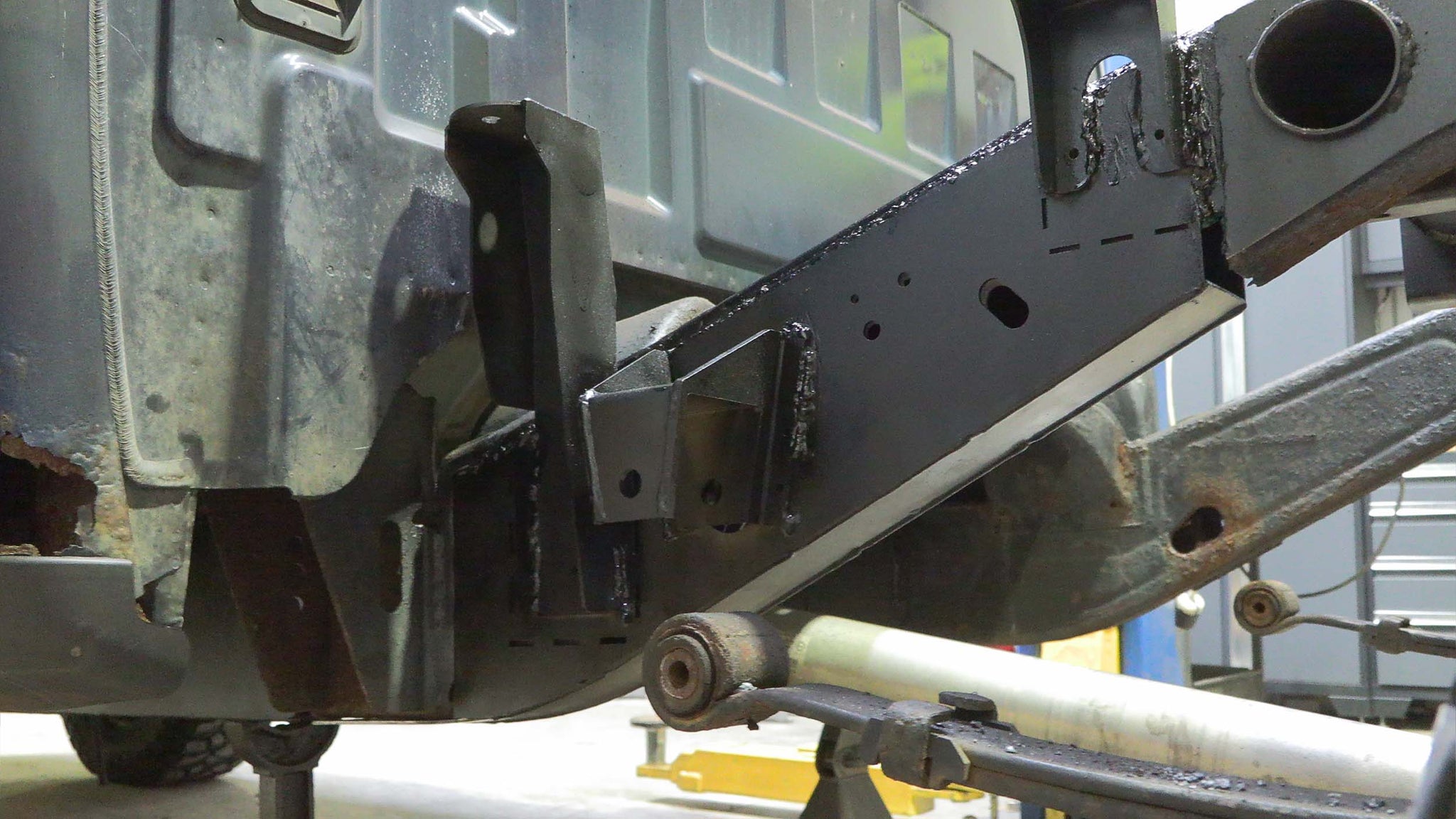 Rust Buster Rear Mid Frame Repair Kit For 2007-2019 GM Pickups RB7336