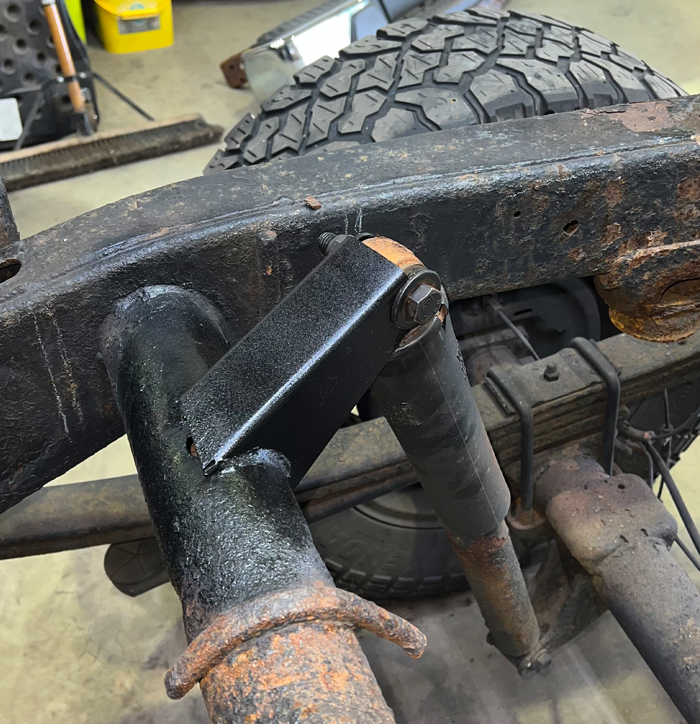 Chevy silverado rear shock deals mount rusted off