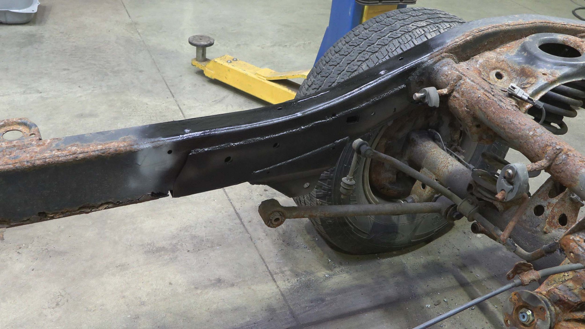 Rust Buster Mid-Rear Frame Repair Kit For 1996-2002 Toyota 4Runner RB8