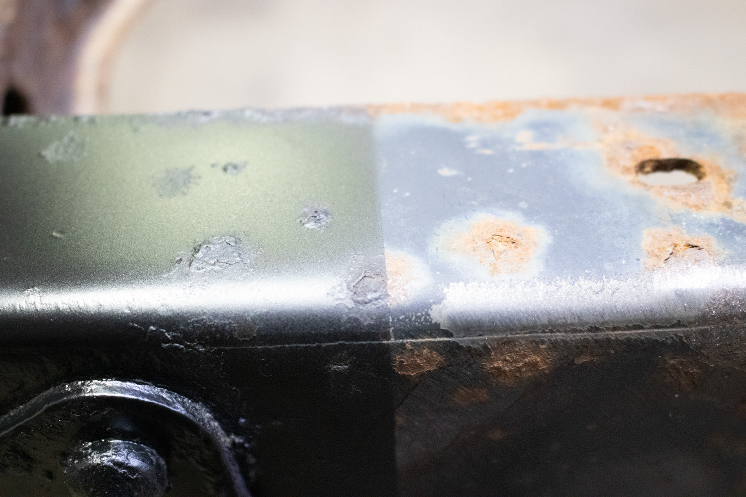 Rust Buster Rust Converter & Primer Spray Paint RB9917